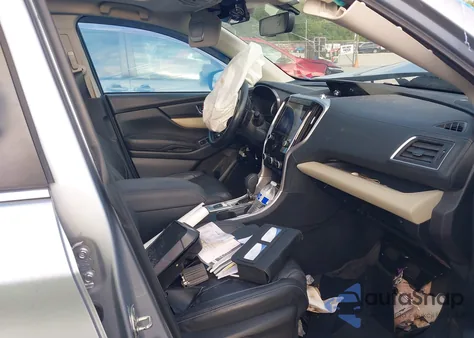 2020 Subaru Ascent Limited z USA, uszkodzony, nr VIN 4S4WMAPD6L3446388